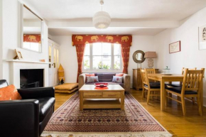 Spacious, Light-Filled 2 Bedroom Apartment